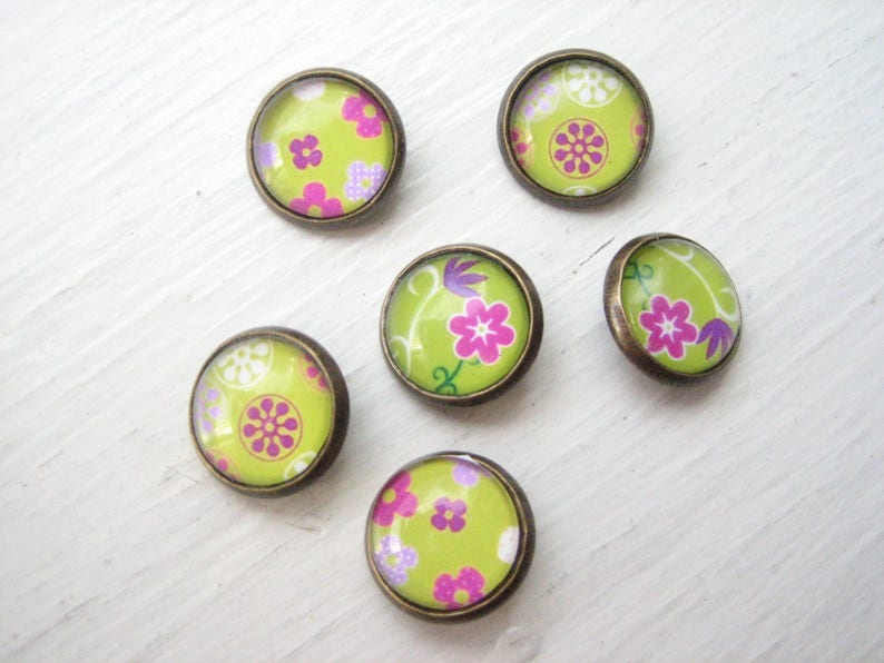 pink floral buttons 14mm lime green sweater buttons Glass buttons 14mm green buttons handmade domed glass metal shank buttons 6 pcs