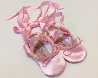 Baby Ballet Shoes Handmade Costume Pink Satin Slippers Nutcracker Ballerina Outfit Infant Toddler Children Girls First Birthday Photo Props