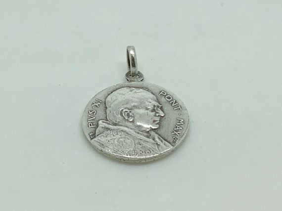 Vintage Italian 800 Solid Silver Pope PIUS XI Med… - image 2