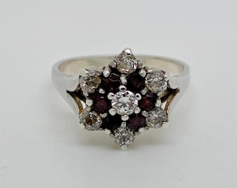 Vintage c1970s Sterling Silver Garnet & CZ Flower Cluster Band Ring Size M - US Size 6