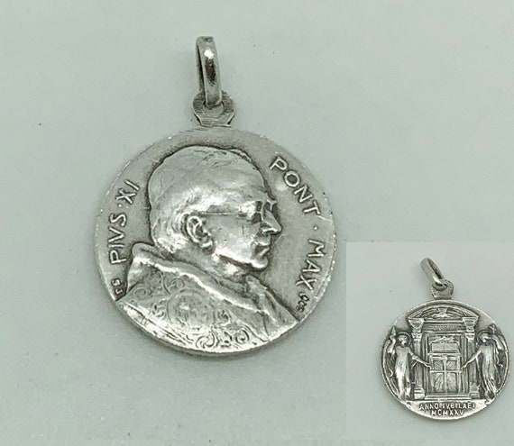 Vintage Italian 800 Solid Silver Pope PIUS XI Med… - image 1
