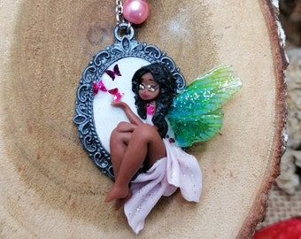 Pink fairy with her black hair - Chibi and her yellow and green wings - Kawaii / fantasy jewelry - Polymer clay pendant