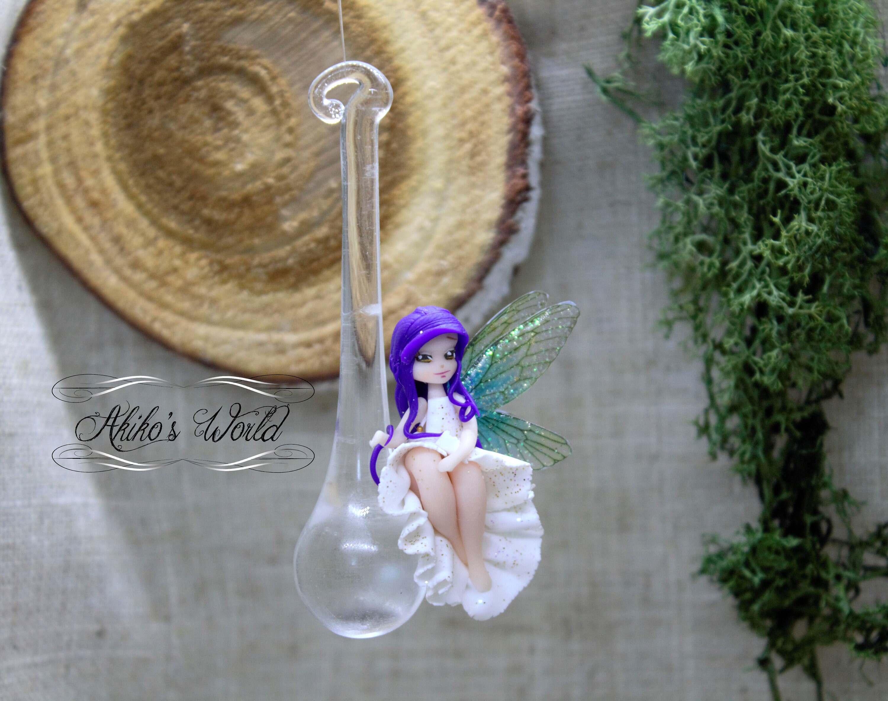 Décoration/Suspension Larme de Fée Blanche - Goutte en Verre Pièce Unique Chibi Pâte Polymère Décora