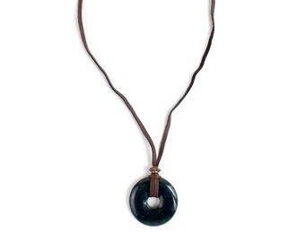 Gemstone pendant on leather cord Freya