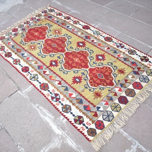 Vintage Rug, Original Rug, 68.5 x 40.1 inches Turkish Kilim, Kayseri Yahyali Kilim, Handmade Rug, Anatolian Kilim, Home Decor, Christmas Rug