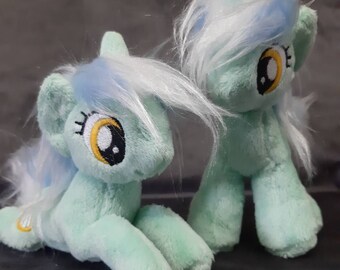 lyra plush