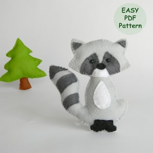 PDF Pattern - Felt raccoon pattern - felt raccoon ornament- Christmas ornametn - Softie Pattern - Woodland animals- DIY Baby Mobile
