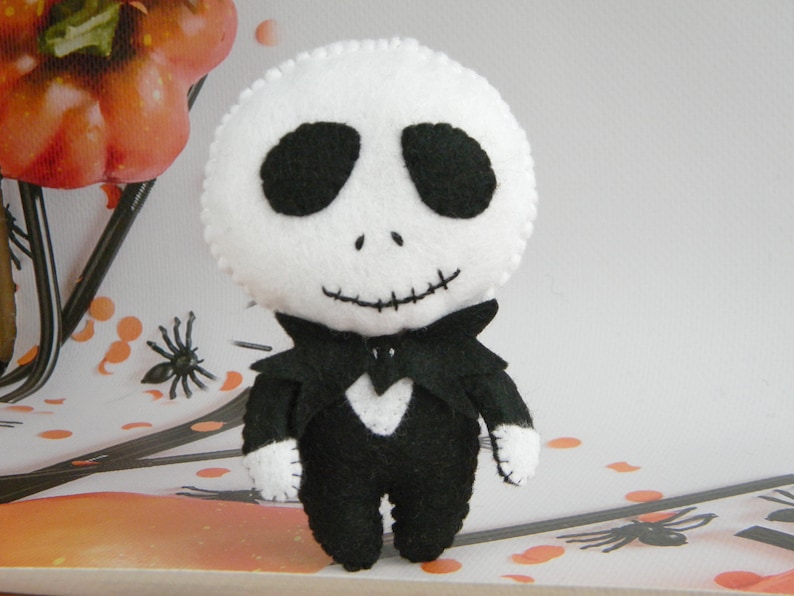 Halloween felt pattern Nightmare Before Christmas ornament PDF sewing pattern DIY felt ornaments Jack Skellington Zero Sally Oogie Boogie