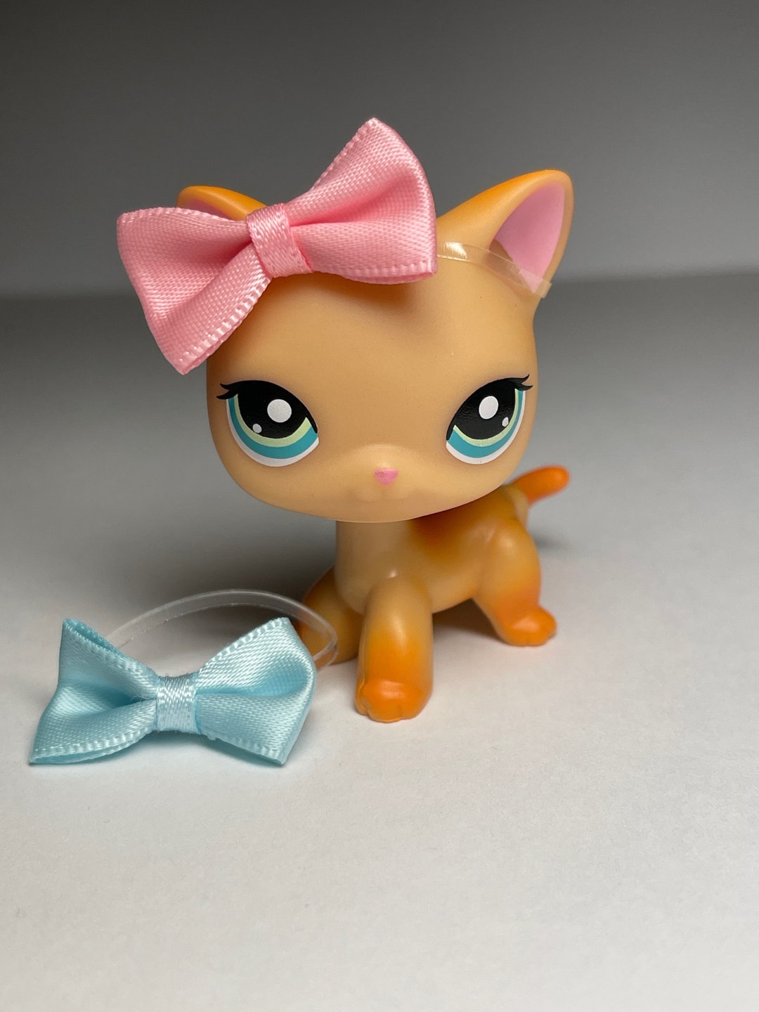 LPS Littlest Pet Shop 339 Cat Hasbro Collector Toys LPS Pets & 1free Bow Accessories Etsy