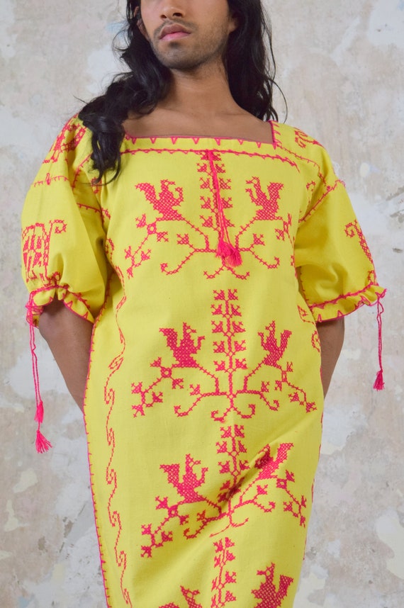 Vintage Mexican Dress. Embroidered Dress.