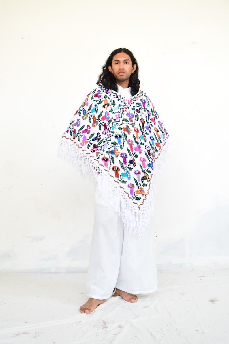 Mexican Poncho. Vintage Poncho. Embroidered Cape. image 6