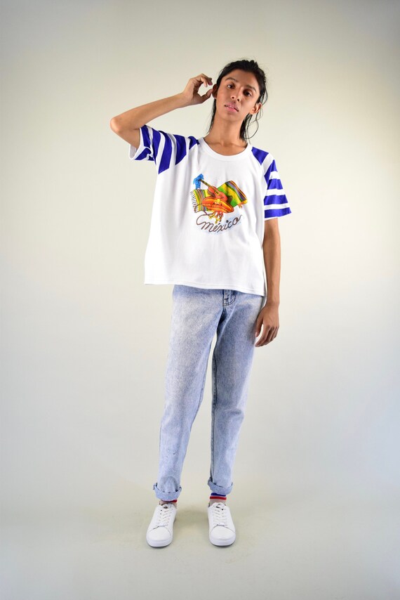 1970. T-Shirt mexicaine vintage. Tee mexicain. Haut en des coton mexicain. t-shirt des en années 70. T-shirt vintage. 914db6 1970. T-Shirt mexicaine vintage. Tee mexicain. Haut en des coton mexicain. t-shirt des en années 70. T-shirt vintage. 914db6