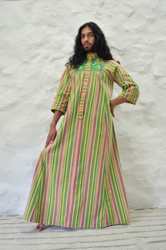 Vintage Mexican Dress. Mexican Kaftan.