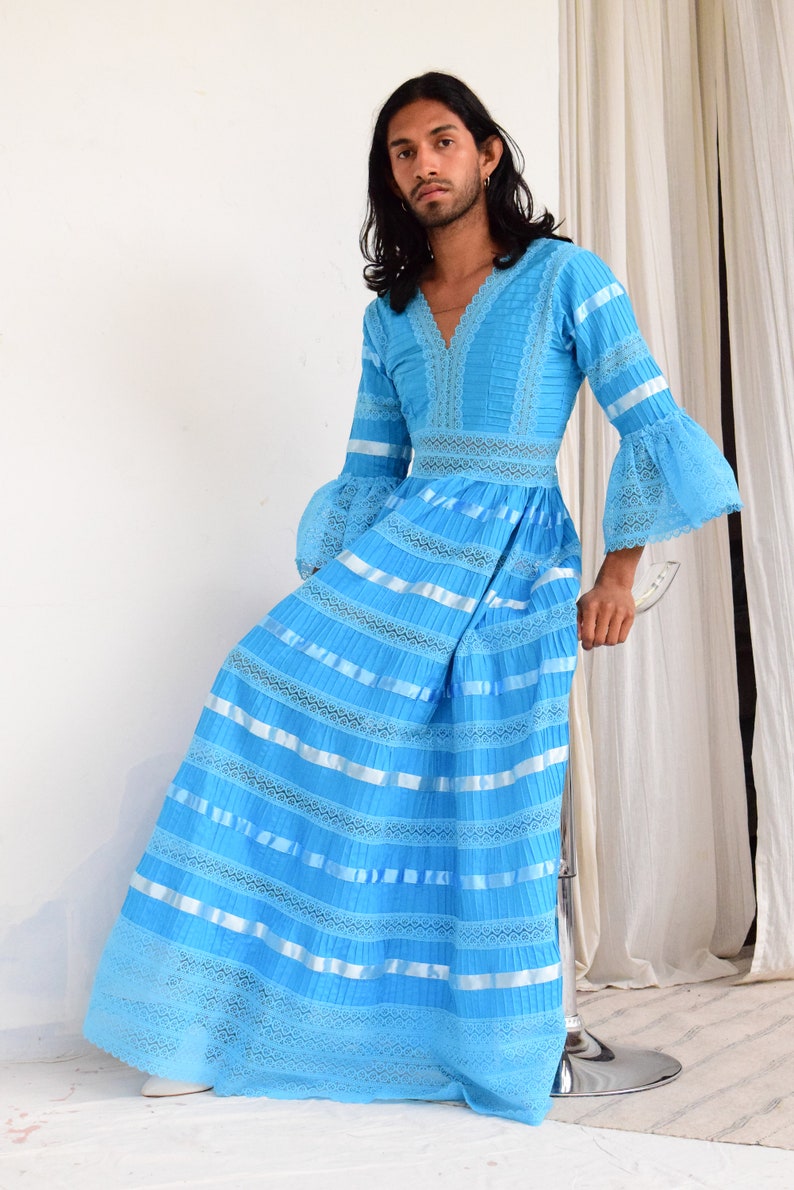 Vintage Dress. Mexican Dress. image 9