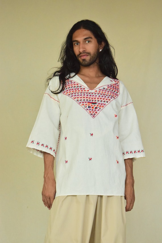 Vintage Mexican Blouse. Embroidered Blouse.