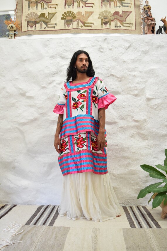 Vintage Mazatec Huipil. Embroidered Mexican Huipil