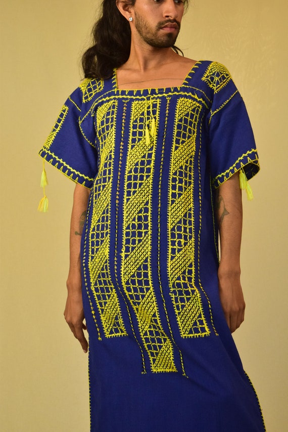 Vintage Embroidered Mexican Dress