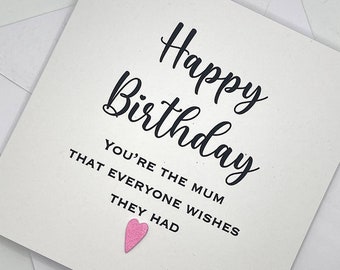 Tarjeta de cumpleaños para mamá. Tarjetas modernas y minimalistas con corazón en colores personalizados.