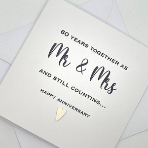 Carte d'anniversaire de mariage personnalisée. Fait main, 60 ans ensemble comme M. et Mme et ça compte toujours. Carte d'anniversaire de diamant. Carte moderne
