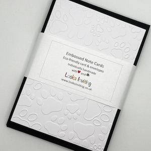 Cartes d'empreintes de pattes de chien. 6 cartes de correspondance et enveloppes vierges gaufrées. Coffret cadeau papeterie. Cartes de correspondance vierges. Pack de petits papiers. Amoureux des chiens. Maman chien