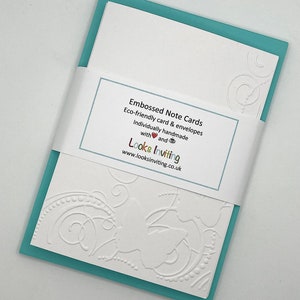 Cartes de tourbillons de papillons. 6 cartes de correspondance et enveloppes vierges gaufrées. Coffret cadeau papeterie. Cartes de correspondance vierges. Pack de petits papiers. Cartes modernes