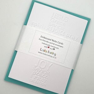 Cartes de correspondance de croix d'église. 6 cartes de correspondance et enveloppes vierges gaufrées. Coffret cadeau papeterie. Cartes de correspondance vierges. Pack de petits papiers. Religieux