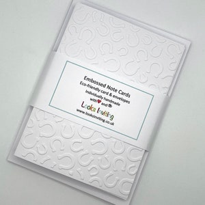 Cartes de correspondance Fers à cheval. 6 cartes de correspondance et enveloppes vierges gaufrées. Coffret cadeau papeterie. Cartes de correspondance vierges. Pack de petits papiers. Cartes modernes