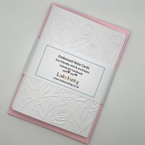 Cartes de renoncule. 6 cartes pour notes et enveloppes florales en relief. Coffret cadeau papeterie. Cartes de correspondance vierges. Pack de petits papiers. Jardinage floral