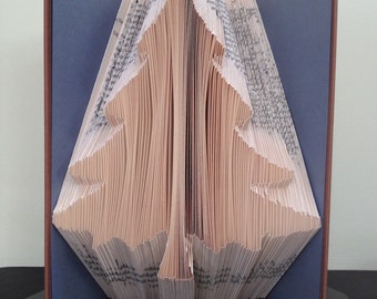 CHRISTMAS TREE Book Folding Pattern. DIY gift for book art. Template with step by step instructions. Very easy, no measuring required