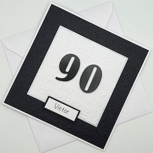 Carte d'anniversaire personnalisée pour les 90 ans - Nom et âge personnalisés - Carte d'étape importante, design élégant pour lui ou pour elle. Choisissez la couleur du numéro