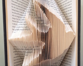 FLYING SWALLOW Book Folding Pattern. DIY gift for folded book art. Very easy step by step instructions. Printables
