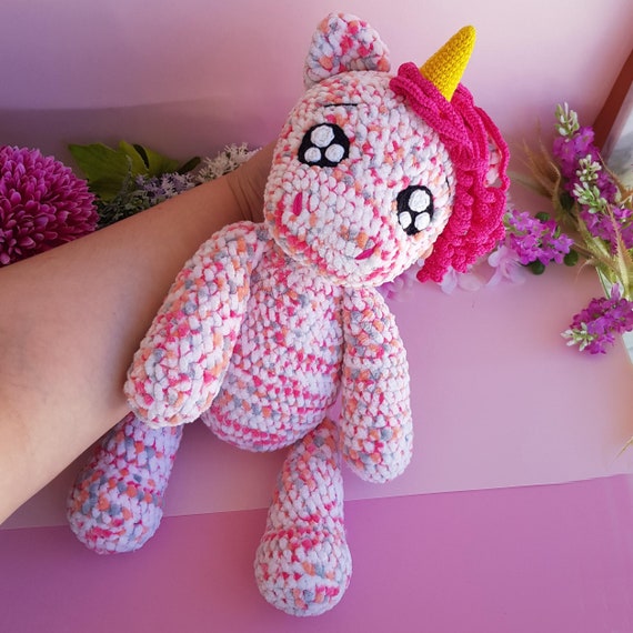 Crochet Licorne, Licorne potelée, Amigurumi Licorne Poupée Arc-en-ciel  Licorne peluche avec livraison gratuite