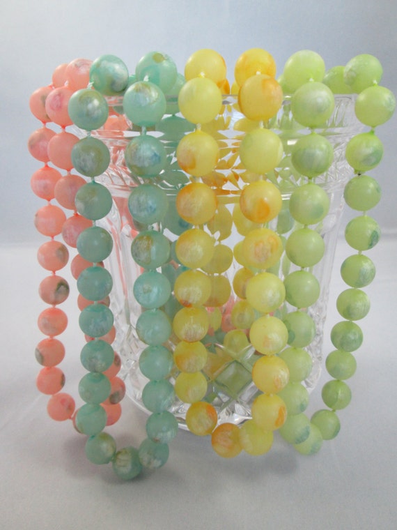 Pastel Beaded Necklace Mid Century Necklace Color… - image 5