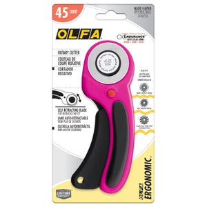 OLFA Deluxe Ergonomic 45mm Rotary Cutter - RTY-2DX/MAG - Magenta