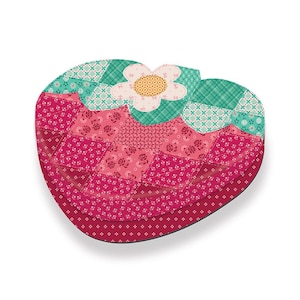 Kit de courtepointe Strawberry Crush à coudre dans une boîte Strawberry par Lori Holt de Bee in my Bonnet Co - Tissu, modèles et motif inclus