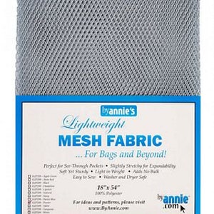 Può includere: Tessuto a rete leggero di colore grigio, 18 pollici per 54 pollici, perfetto per borse e molto altro. Il tessuto è morbido, elastico e facile da cucire. È anche lavabile in lavatrice e asciugabile in asciugatrice.