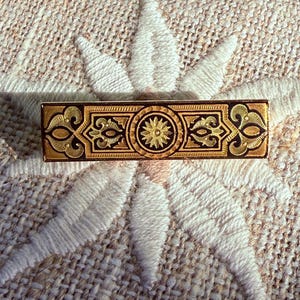 Vintage Spanish Damascene rectangle brooch.