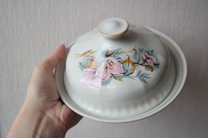 Vintage butter dish with lid Round ceramic pottery porcelain Etsy