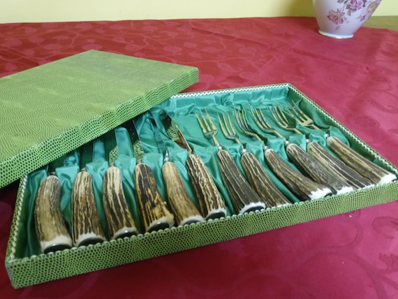 Baron Solingen Germany Set of Six Knives and 6 Forks, Antler