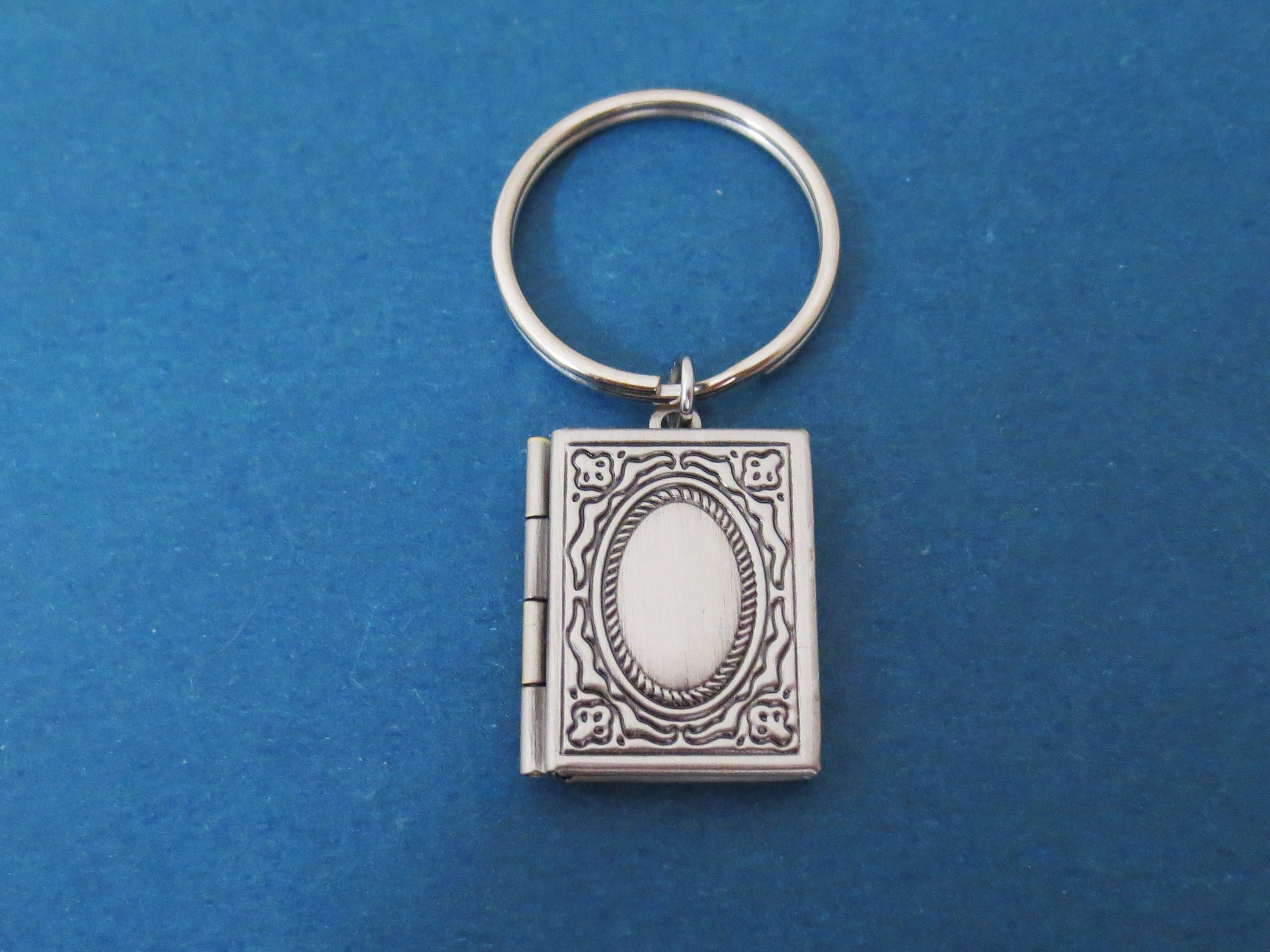 Mini Book Keychain Book-club Key Ring 