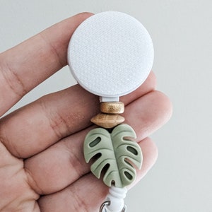 Monstera Plant Interchangeable Badge Reel