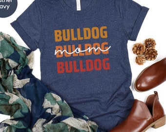Retro Bulldog Mom Tee: English Bulldog Lover Gift