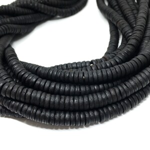 4-6 mm zwarte Heishi-houtkralen - Schelphoutkralen - Houten kralen - 16 inch volledige streng - Heishi-houtkralen - Heishi-kralen
