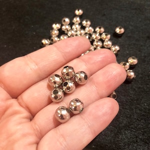 Perles argentées rondes 8 mm - Boules argentées - Perles argentées