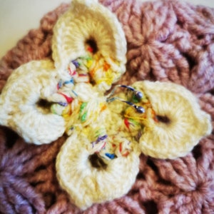 Handgestrickte Mädchenmütze 6/8 Jahre