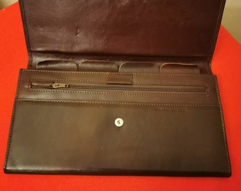 Organizador de cuero de color bronceado oscuro de calidad. Pelle.