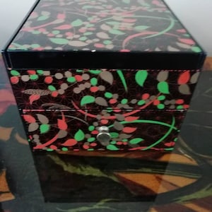 Vintage Chinese Jewellery Box.