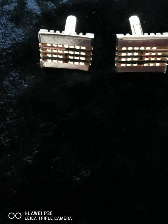 Stylish Rectangular Shaped Cufflinks in Gold Tone… - image 1
