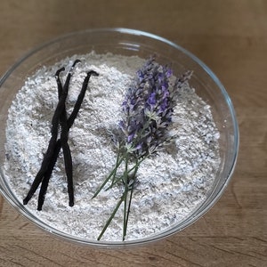 Organic Coconut Milk Bath Soak | Moisturizing Bath | Spa | Gift | Handmade | Aromatherapy | Salt Bath | Lavender Milk Bath