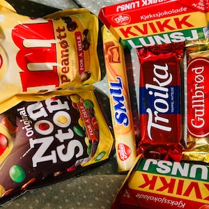 Mélange de bonbons norvégiens #9 Smil Troika Gullbrød M Non Stop Kvikk Lunsj